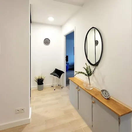 Miedzynarodowa National Stadium By Mia Warschau