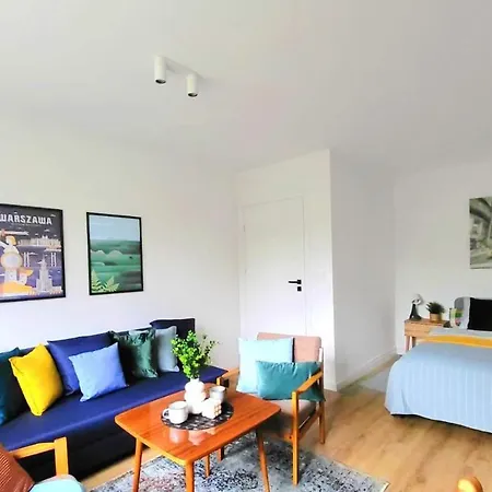 Mia National Stadium, Miedzynarodowa Appartement